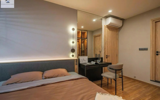 The Metropole Opera Deluxe Residence