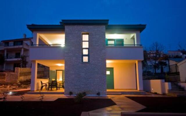 Rooms and Apartments Villa Dama