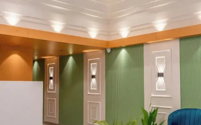 Hotel Dakshin Grandeur
