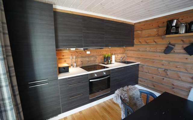 Lake View Apartment with loft