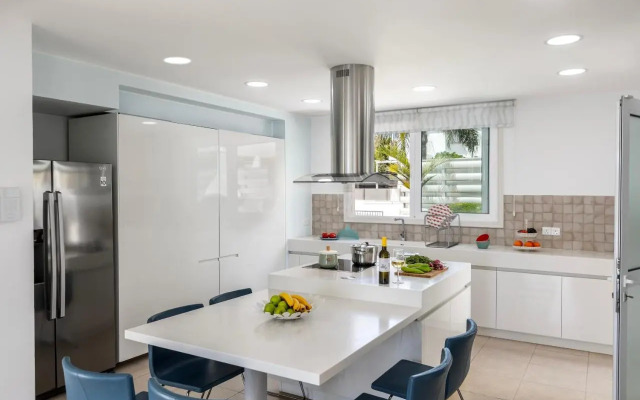 Protaras Sunrise Zen Seafront Villa