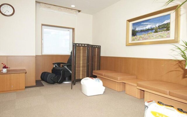 Hotel Route-Inn Higashimuroran Ekimae