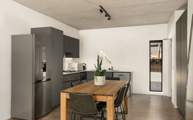 Hyde Park House Apartments