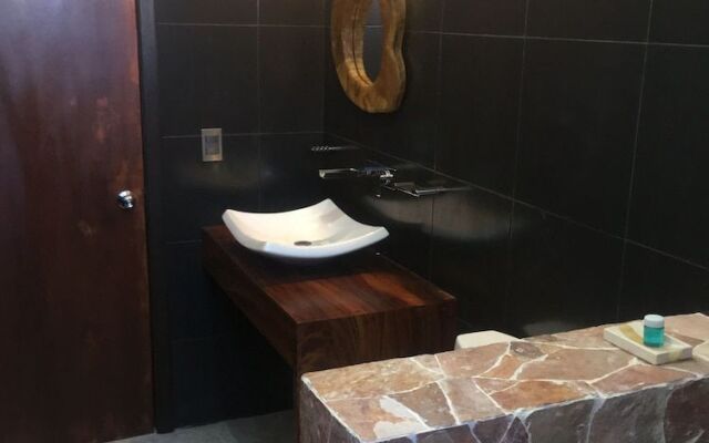 Madre Tierra Apartments