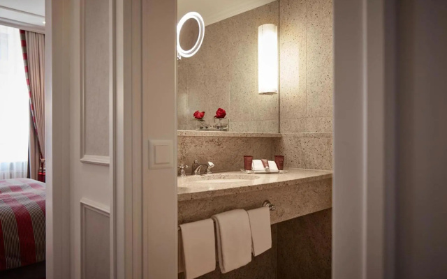 The Dufour, Suites & Rooms by Hotel Schweizerhof