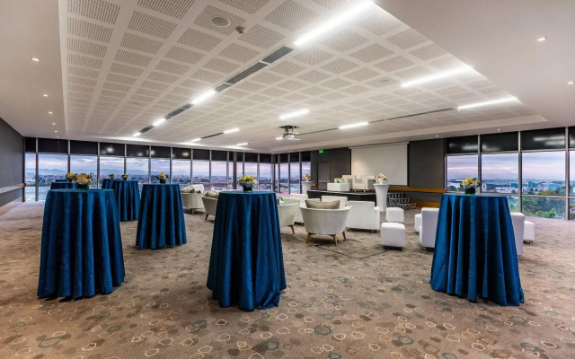 Courtyard by Marriott Bogota Airport