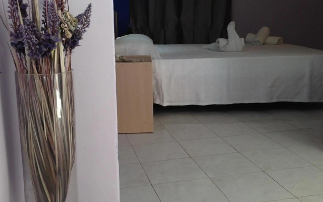 Zefyros Hotel