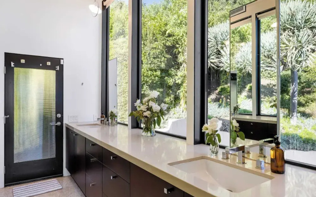 Kings Road West Hollywood Luxury Pool, Views, Firepit, Modern Design