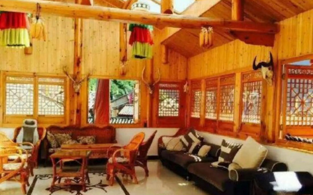 Jiuzhaigou Old Story Hotel