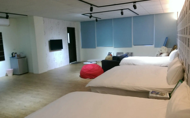 Sleep In Guest House