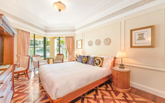 Imperial Hotel Gold Coast