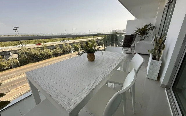 Condominio frente al mar  Morros Epic.