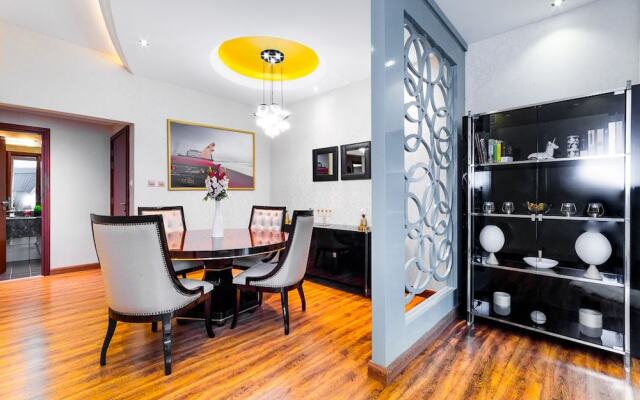 City Nights - 2B Burj Al Nujoom Tower