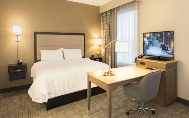 Hampton Inn & Suites Minneapolis University Area