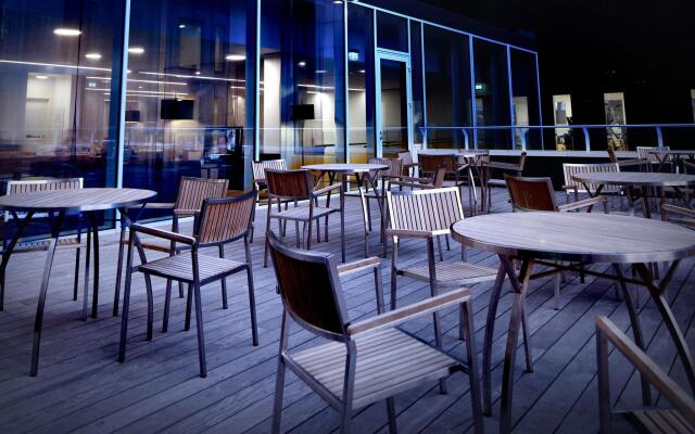 Crowne Plaza Copenhagen Towers by IHG