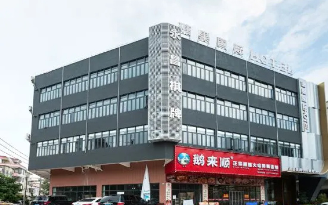 Tanks Hotel – Exterior – Foshan