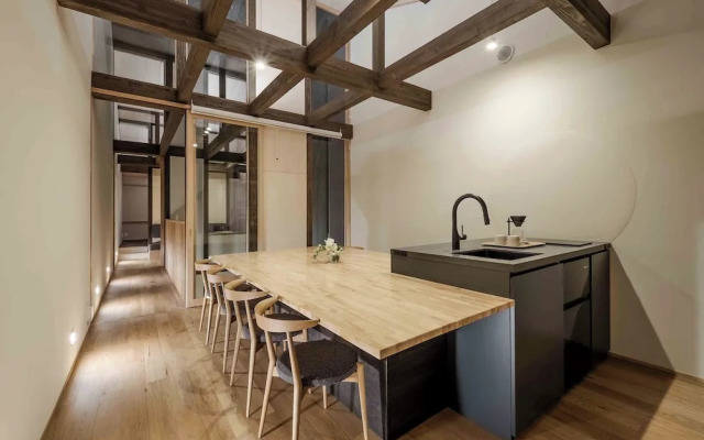Hanasatomachi Machiya House
