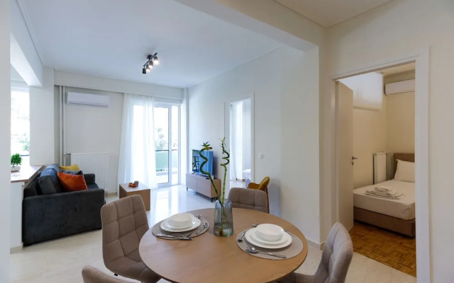 Modern 2-bedroom Apartment in Downtown Glyfada