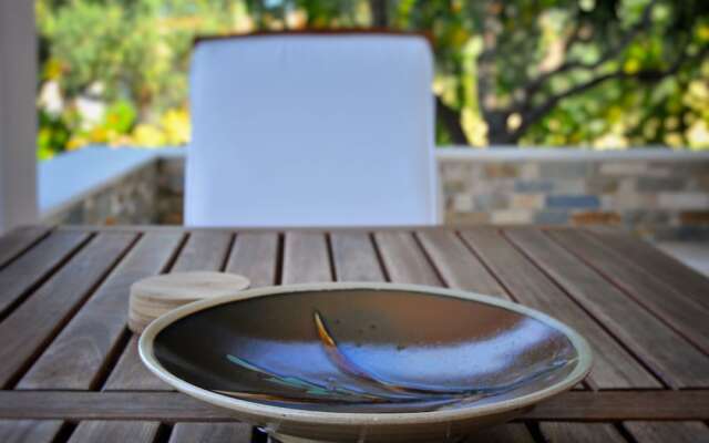 Balconies on Sea - The Garden Apartment