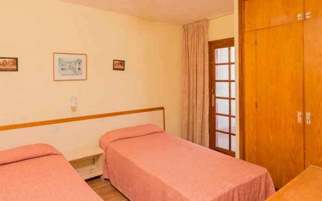 Beautiful Holiday Home in Adeje with Swimming Pool