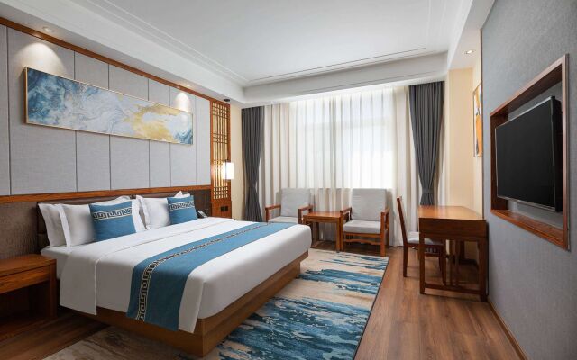 Days Htl By Wyndham Dali High-Speed