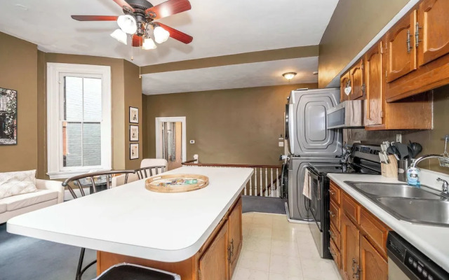 Historic Gem Russell Suite 3