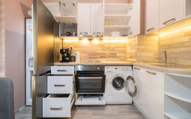 FM Luxury 1-BDR Apartment - City Sense