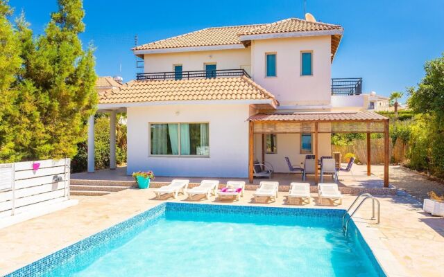 Villa Archimedes in Peyia