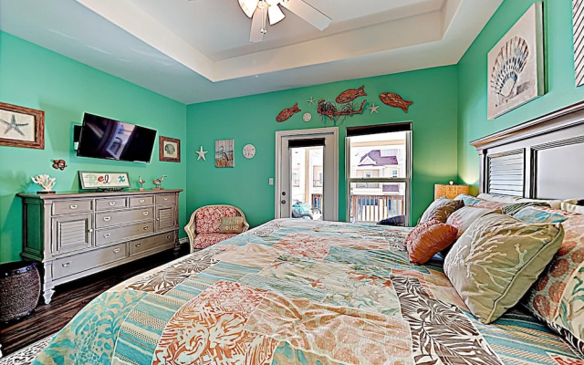 Sandy Retreat - 2 Br Condo