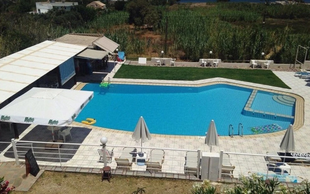 AndysGardens Hotel