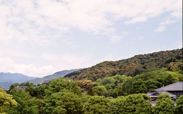 Gion Ryokan Karaku