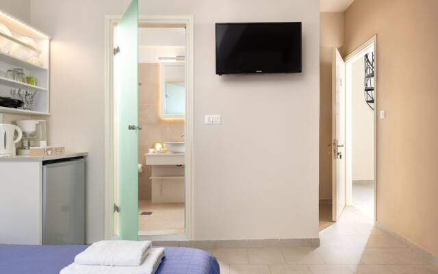 Maravelia's Rooms