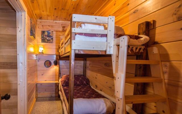 Psalm 2705 - Three Bedroom Cabin