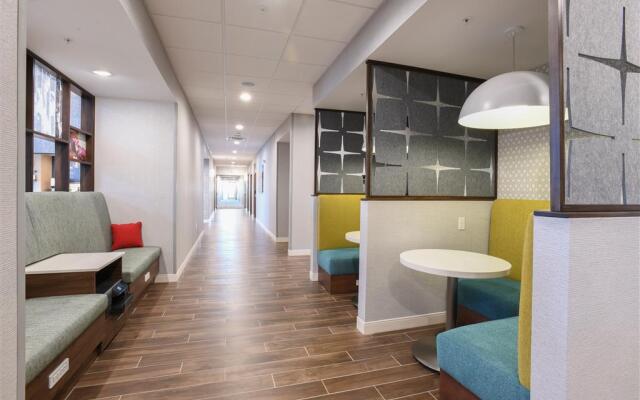 Hampton Inn & Suites Cincinnati Liberty Township