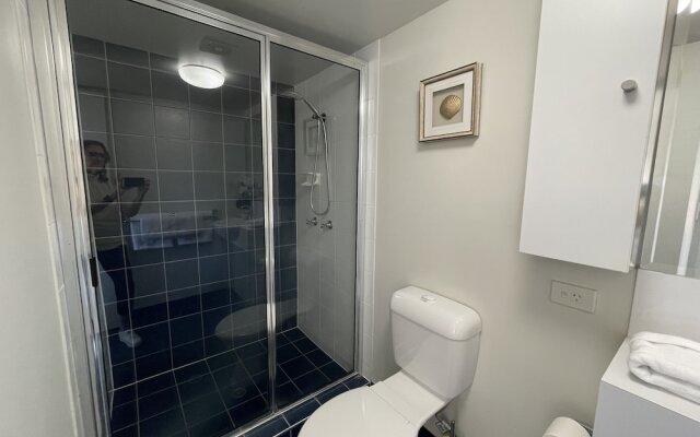 City Stadium Apartment Riverfront 38