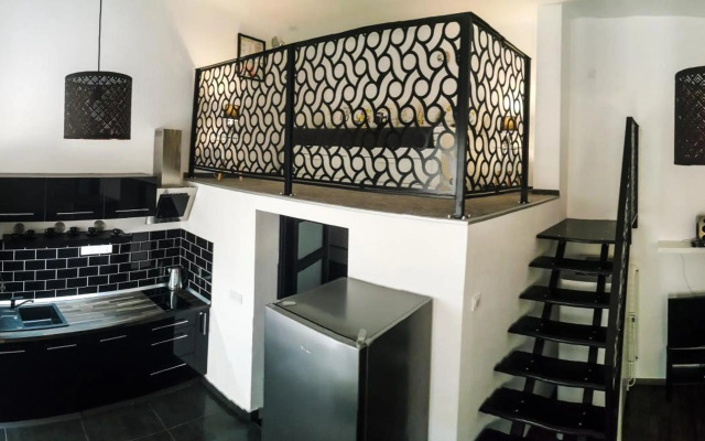 DownTown DeLuxe Apartment