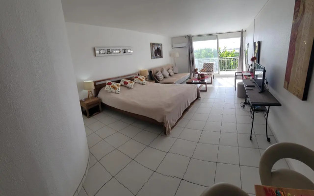 Villa Orient Bay