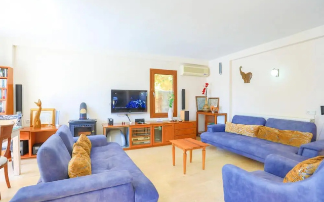 Villa Eos in Kalkan With 3 Bedrooms and 4 Bathrooms