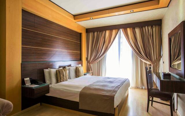 Imperial Suites Hotel