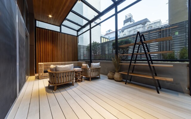 Hound Garden&Terrace Hotel