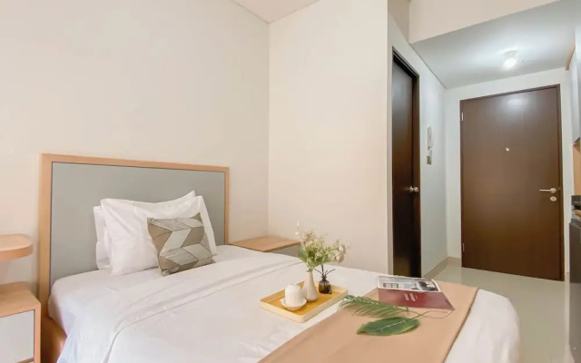 Nice Studio Room Apartment Transpark Cibubur