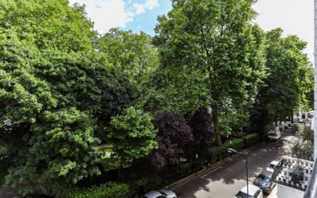 Great Apartment in Beautiful Location!