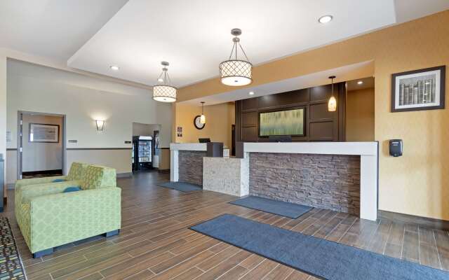 Best Western Plus Moosomin Hotel