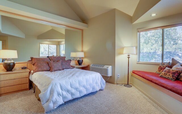 River Ridge 416ab 3 Bedroom Condo by RedAwning