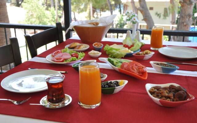 Kyme Otel