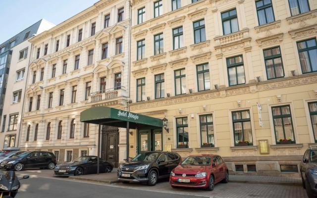 Hotel Adagio