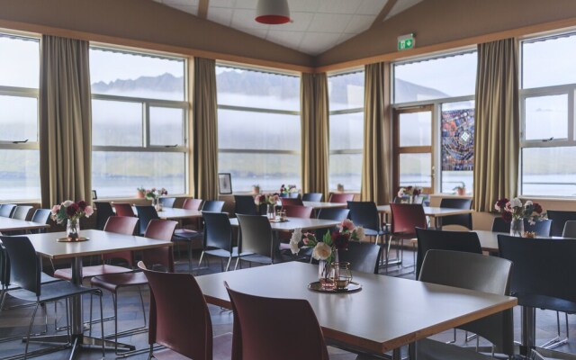 The Cliff Hotel