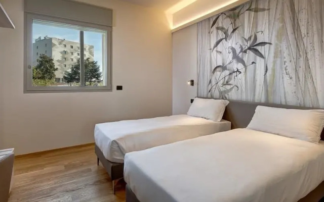 Park Hotel & Residence by the Cube