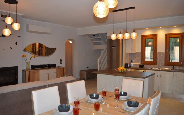 Villa Cleopatra sunset view