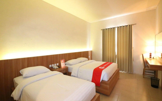 NIDA Rooms Tugu Railway Station